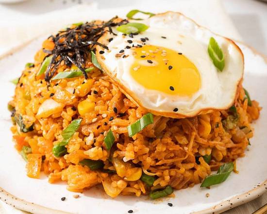 Kimchi Fried Rice (김치볶음밥 泡菜炒饭)